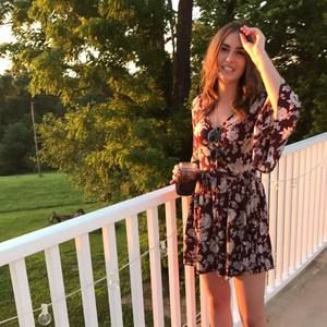 Meet your Posher, Casey